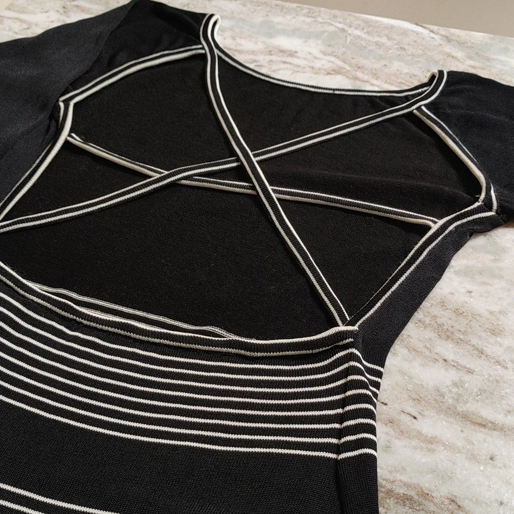 Vintage Poi....by Krizia Knit Italian Open Back Black White Striped Fitted Dress - Picture 10 of 16
